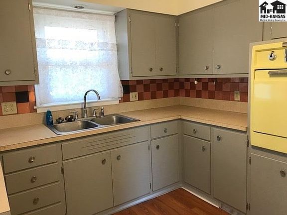 4th image of 1108 W 30th Ave