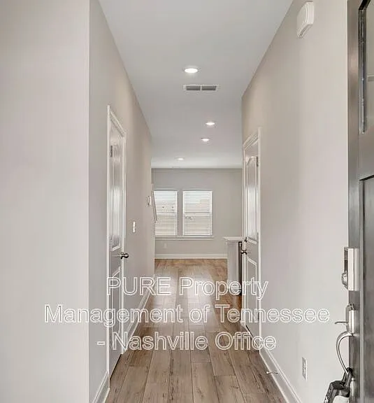 4519 Skywood Ln — Photo 6