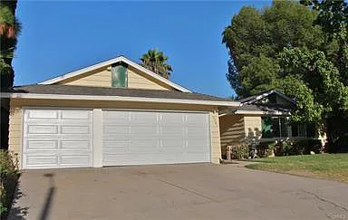 3385 Valencia Hill Dr