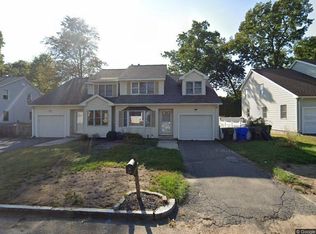 (Undisclosed Address), Springfield, MA 01118