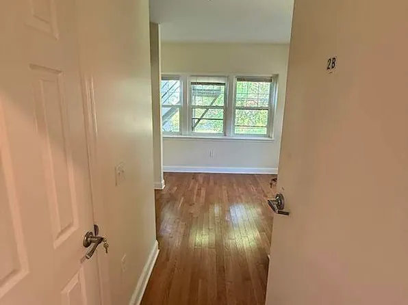 1304 N Rodney St #2B, Wilmington, DE 19806