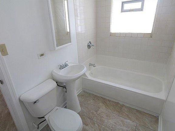 4th image of 9329 S Greenwood Ave