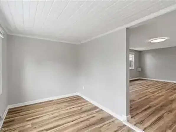 5279 Main Ave, North Ridgeville, OH 44039