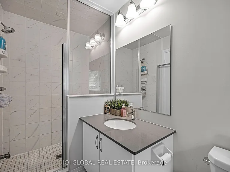 585 Colborne St #1303 — Photo 30