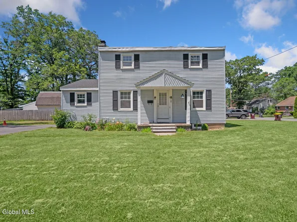 2 Bartlett Place, Glenville, NY 12302