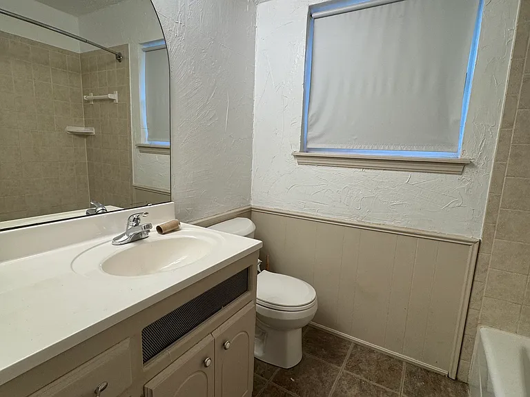 4765 Spiva Dr — Photo 12