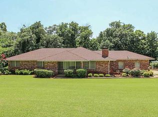 3304 E Maxwell Dr, Oklahoma City, OK 73121