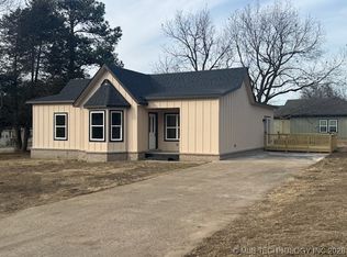 501 NE 9th St, Wagoner, OK 74467