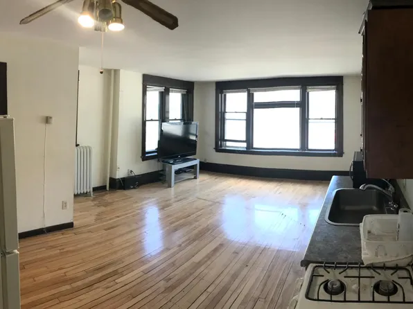 2530 Dupont Ave S #101, Minneapolis, MN 55405