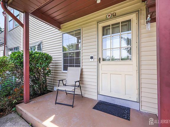 5th image of 2 John Tyler Ct #D