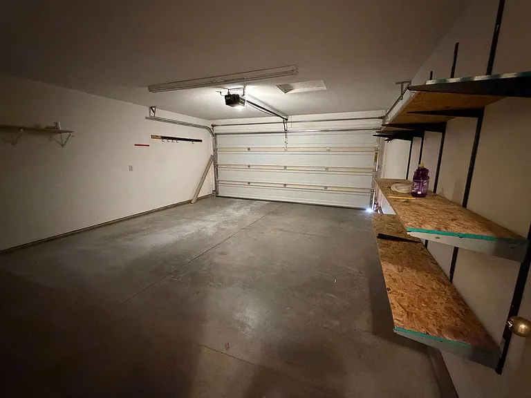 2353 Sierra Vista Ct — Photo 15