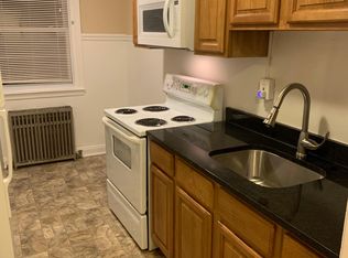 813 E 22nd St #2, Chester, PA 19013