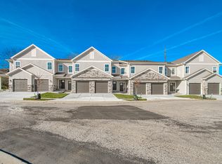 1083 W Findley St, Olathe, KS 66061