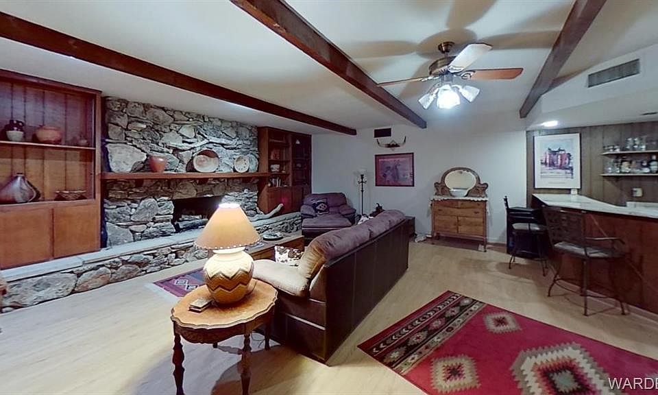 1st image of 2606 Country Club Dr