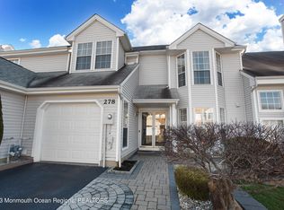 278 Lilac Ln, Freehold, NJ 07728