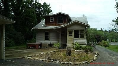 2nd image of 40 Macy St