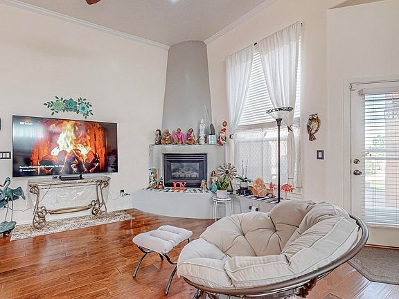 5th image of 10316 Dayflower Dr NW