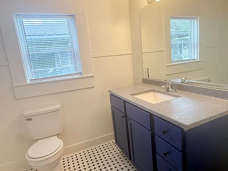 2116 Creole St — Photo 24