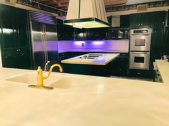 5th image of 1073 Vista Hermosa Dr