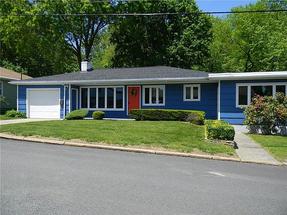 5th image of 66 Sherman Ave