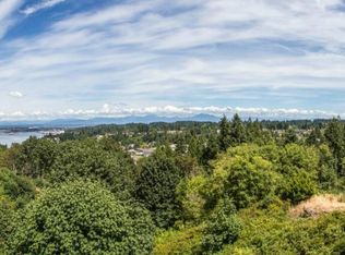 5031 Harbor Ln, Everett, WA 98203