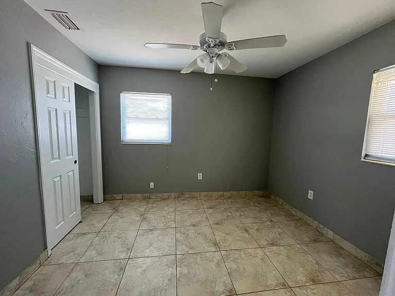 2154 Inner Cass Cir — Photo 16