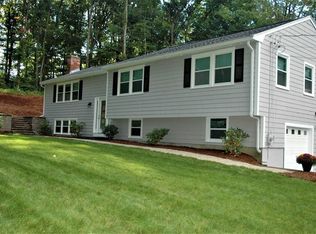 11 Duggan Dr, Framingham, MA 01702