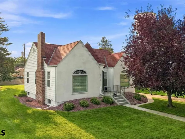 2610 3rd Ave, Scottsbluff, NE 69361