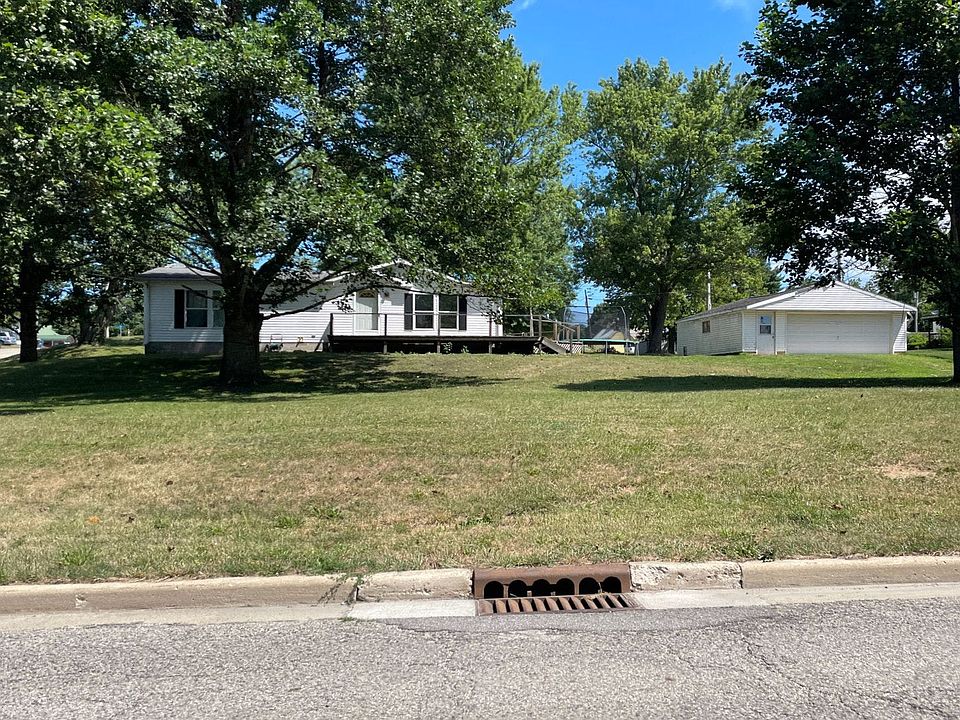 1st image of 509 W 2nd St