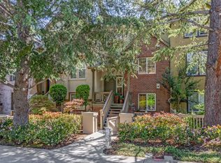 30 Royal Oak Ct, Mountain View, CA