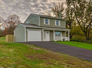 1020 Levengood Rd, Pottstown, PA 19464