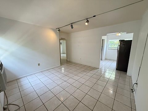 2nd image of 518 Santander Ave APT 3