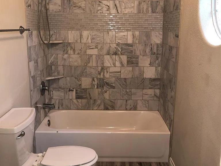 126 Coral Ct — Photo 7