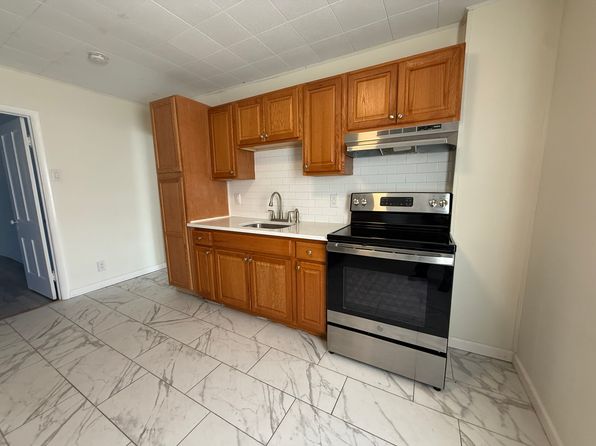 655-657 Boulevard Ave #3