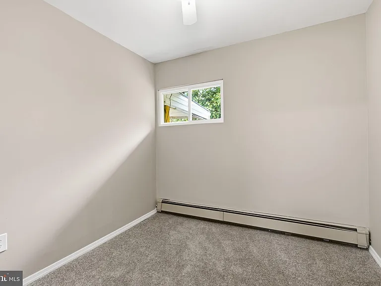 65 Orchard Ln — Photo 25