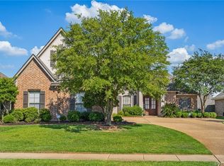 312 Briars Ct, Bossier City, LA 71111