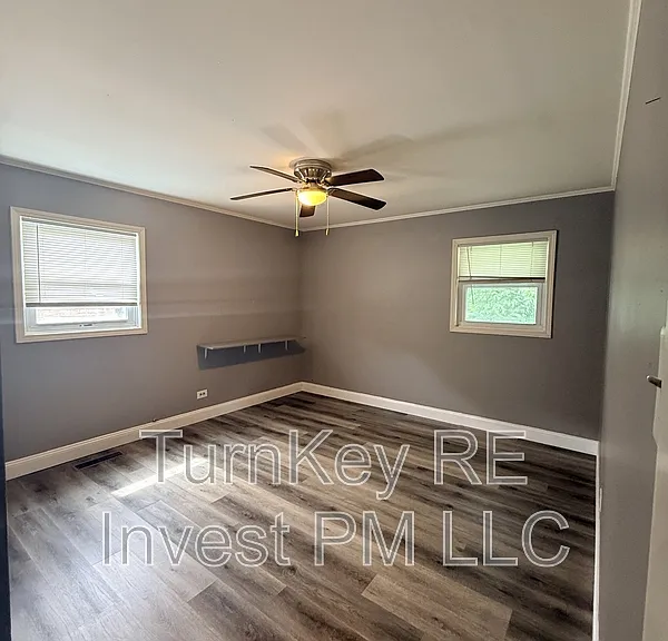 126 Nauvoo St — Photo 7