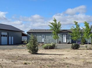57777 Maple Circle Rd, Christmas Valley, OR 97641
