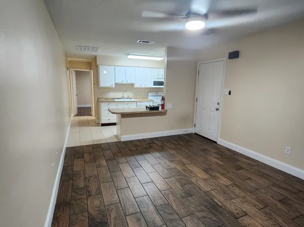 4780 Pontchartrain Dr APT 114, Slidell, LA 70458