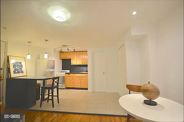 Rented by Corcoran | media 6