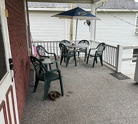 5th image of 413 W Main St