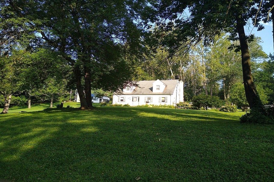 2nd image of 1311 Bridge Rd