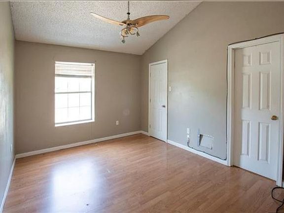 4th image of 5477 Vicari St