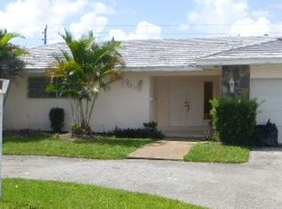 850 NW 207th St, Miami Gardens, FL 33169