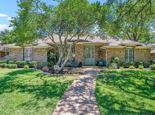 9038 Maple Glen Dr, Dallas, TX 75231