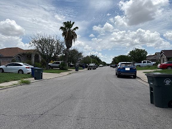 5th image of 703 Snake Dr