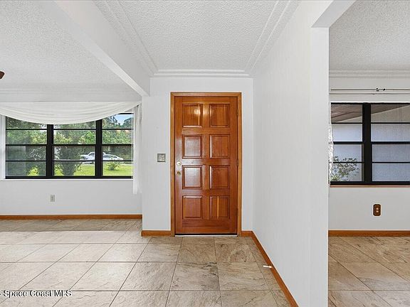 5th image of 1269 Gerry Rd SW