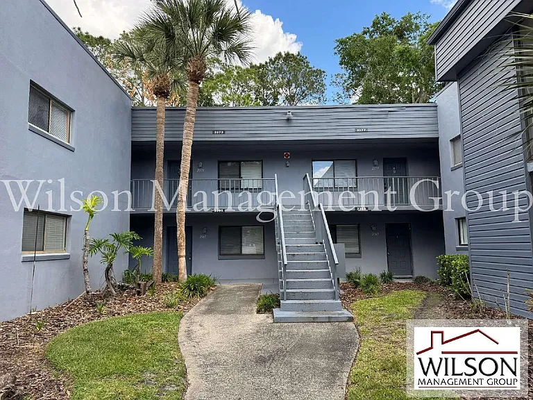 2365 Oak Park Way — Photo 1