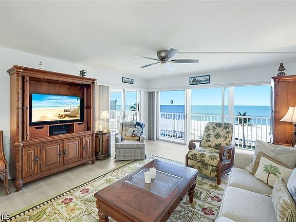 3rd image of 25840 Hickory Blvd #B301