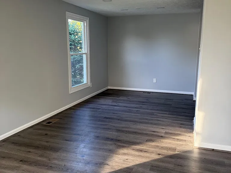 6554 Macbeth Way — Photo 5